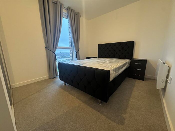 2 Bedroom Property To Rent In Griffiths Close, Balsall Heath, Birmingham, B12