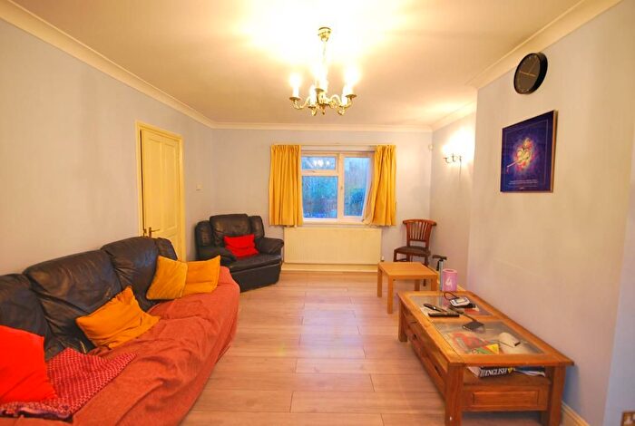 5 Bedroom Semi Detached House To Rent In Lyon Park Avenue, Wembley, HA0