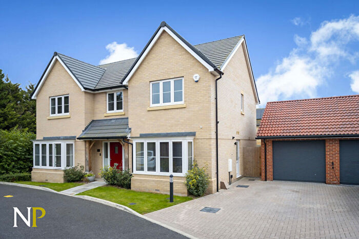 5 Bedroom Detached House To Rent In Went Mews, Weeley, CO16