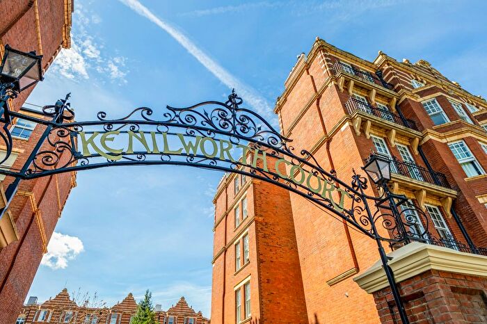 3 Bedroom Flat For Sale In Kenilworth Court, Lower Richmond Road, Putney, London, SW15