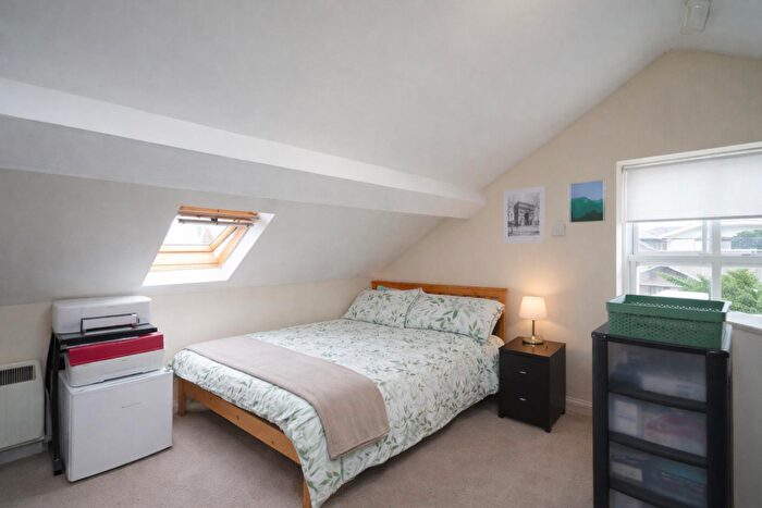 Studio To Rent In High Street, Bangor, LL57