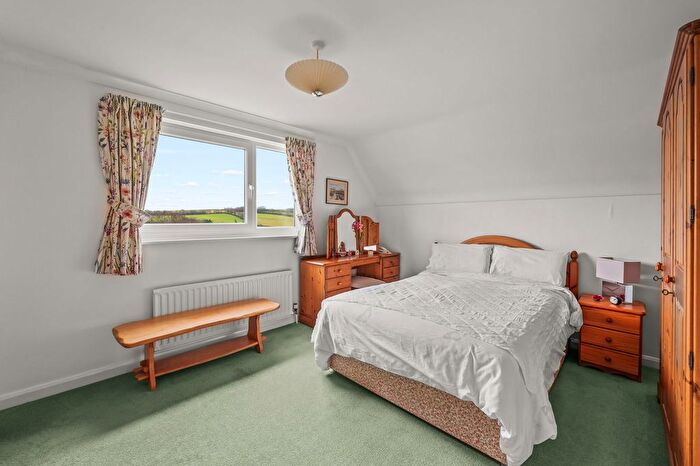 4 Bedroom Detached House For Sale In Green Park Way, Chillington, TQ7