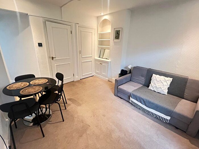 1 Bedroom Flat To Rent In London, W2