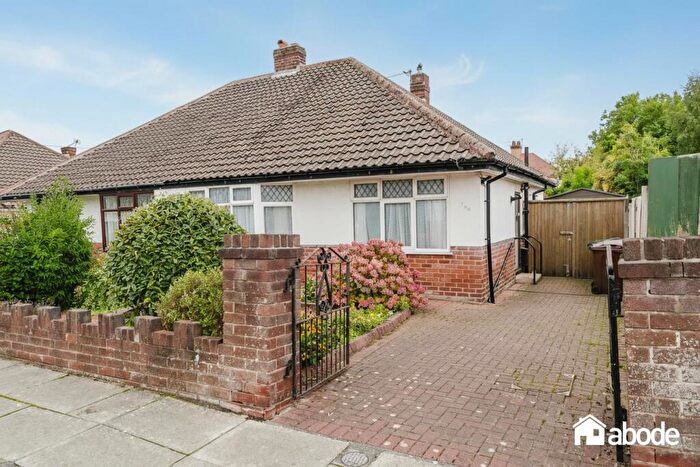 2 Bedroom Bungalow For Sale In Greenway, Crosby, Liverpool, L23