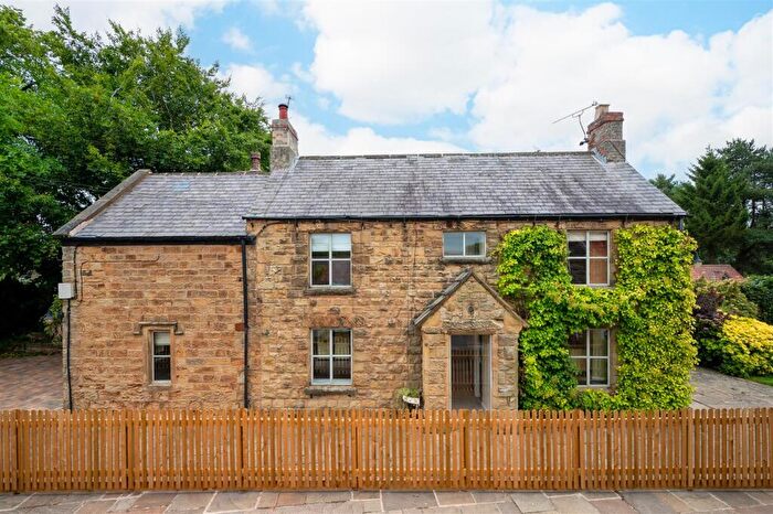 4 Bedroom Cottage For Sale In Main Street, Heath, Chesterfield, S44