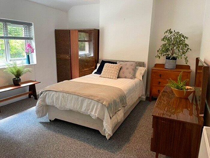 4 Bedroom Terraced House To Rent In Bishops Mill Road, Bangor, Gwynedd, LL57