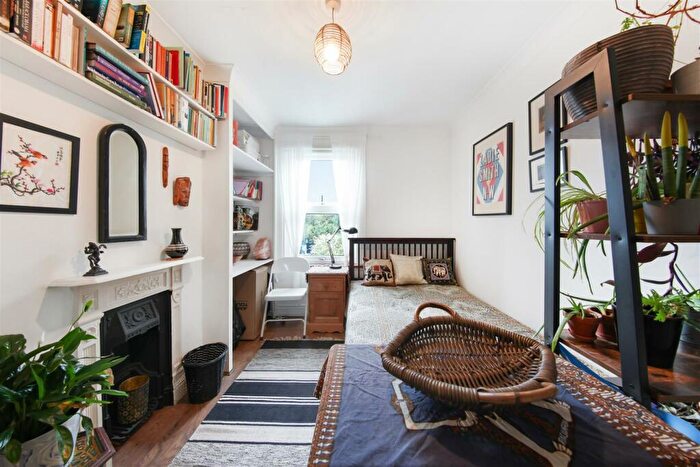 3 Bedroom Terraced House For Sale In Cooper Road, Dollis Hill, NW10