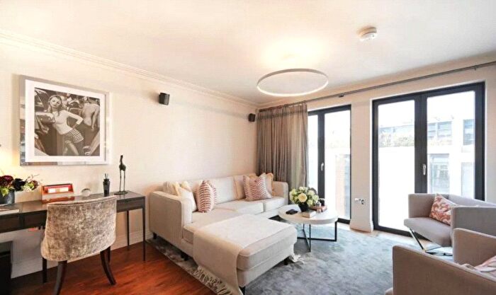 2 Bedroom Flat To Rent In Fulham Road, South Kensington, London, SW3