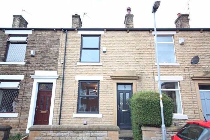 3 Bedroom Terraced House To Rent In Harbour Lane, Milnrow, Rochdale, OL16