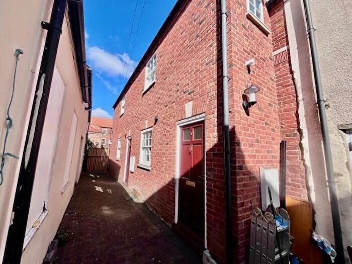 1 Bedroom Flat To Rent In Eastgate, Louth, LN11