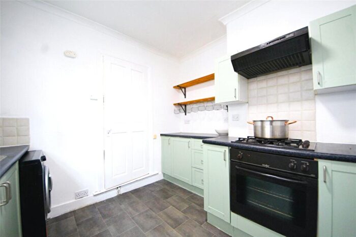 1 Bedroom Flat To Rent In Carr Road, Walthamstow, E17
