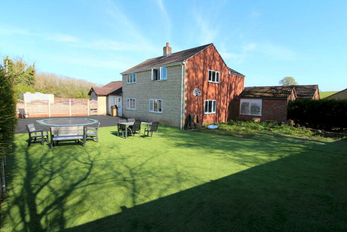 5 Bedroom Detached House For Sale In Morkery Lane, Grantham, NG33