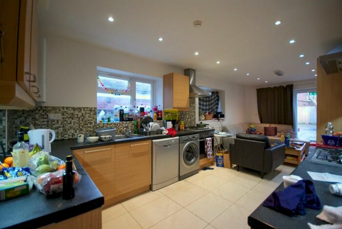 5 Bedroom Terraced House To Rent In Tiverton Road, Selly Oak - Student Property, B29