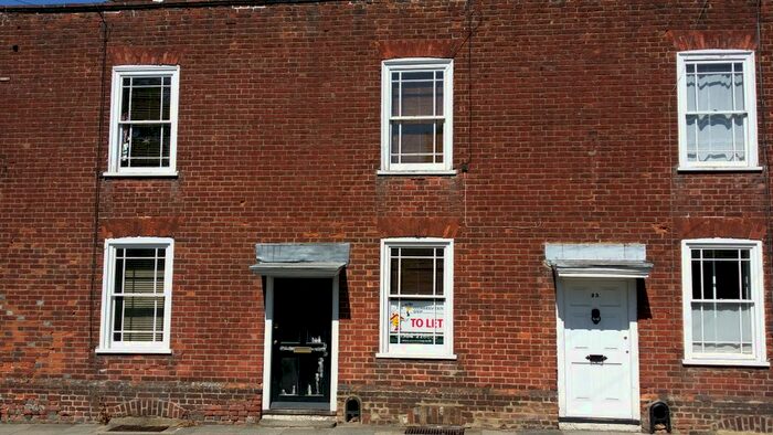 3 Bedroom Terraced House To Rent In Old Dover Road, Canterbury, CT1