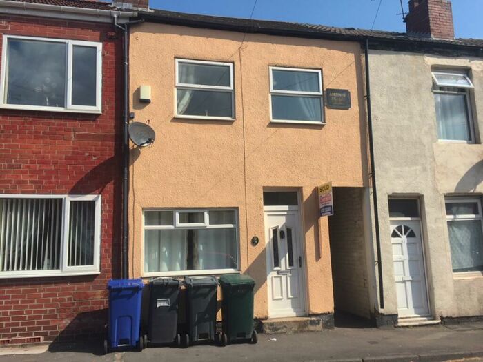 2 Bedroom Terraced House To Rent In Albert Road, Mexborough, S64