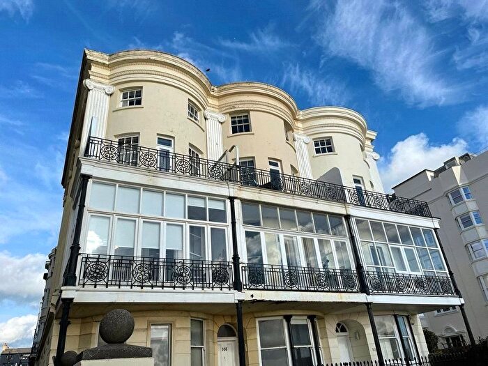 2 Bedroom Flat To Rent In Marine Parade, Brighton, East Sussex, BN2