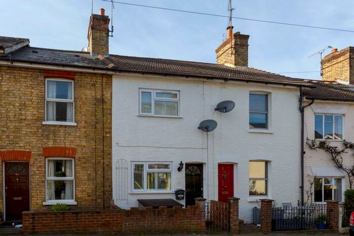 2 Bedroom Terraced House To Rent In Cobden Road, Sevenoaks TN13