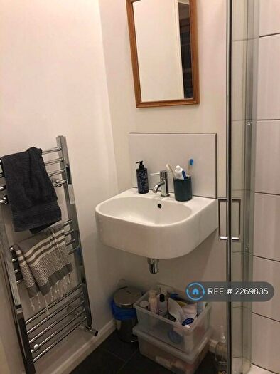 1 Bedroom Flat To Rent In Dalston, London, N1