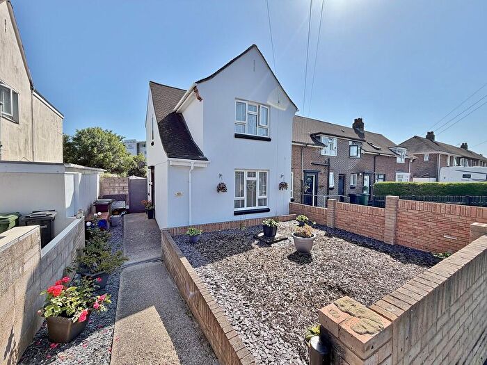 2 Bedroom End Of Terrace House For Sale In Cheltenham Road, Paulsgrove, PO6