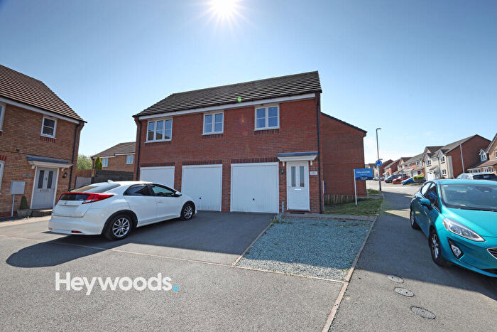 2 Bedroom Coach House To Rent In Lamphouse Way, Wolstanton, Newcastle-under-Lyme, Staffordshire, ST5