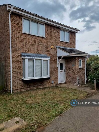 4 Bedroom Detached House To Rent In Appenine Way, Leighton Buzzard, LU7