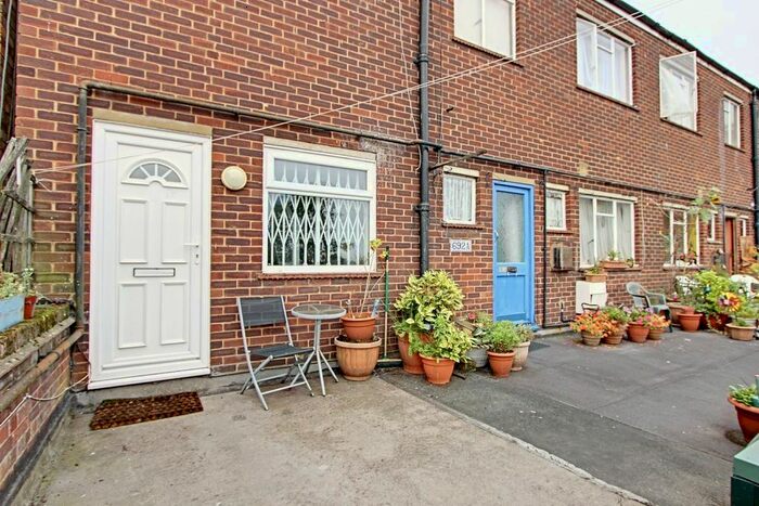 1 Bedroom Flat To Rent In High Road, London, N12