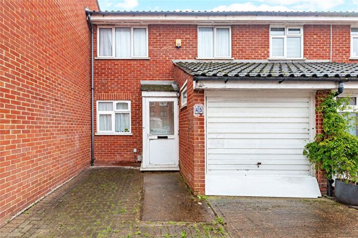 3 Bedroom Terraced House For Sale In Gurney Close, Barking, IG11