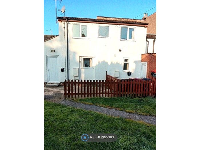 2 Bedroom Semi-Detached House To Rent In Wrawby Street, Brigg, DN20
