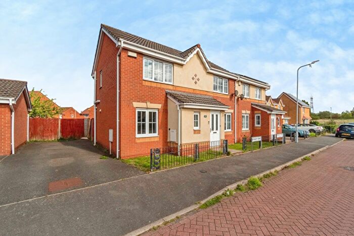 3 Bedroom Semi-Detached House For Sale In Bickley Road, Bilston, West Midlands, WV14