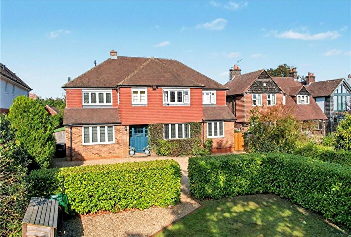 5 Bedroom Detached House For Sale In Shortheath Road, Farnham, Surrey, GU9