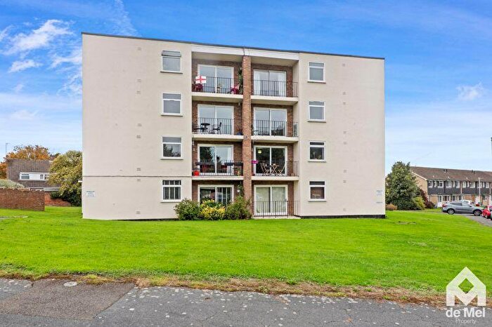 1 Bedroom Apartment For Sale In Belworth Court, Cheltenham, GL51