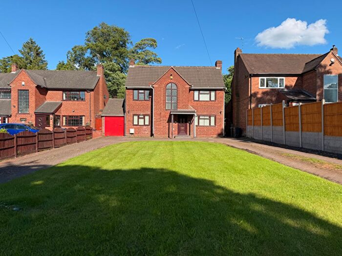 4 Bedroom Property To Rent In Moorcroft Road, Birmingham, B13