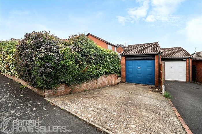 3 Bedroom Bungalow For Sale In Oakbridge Court, Tenbury Wells, Worcestershire, WR15