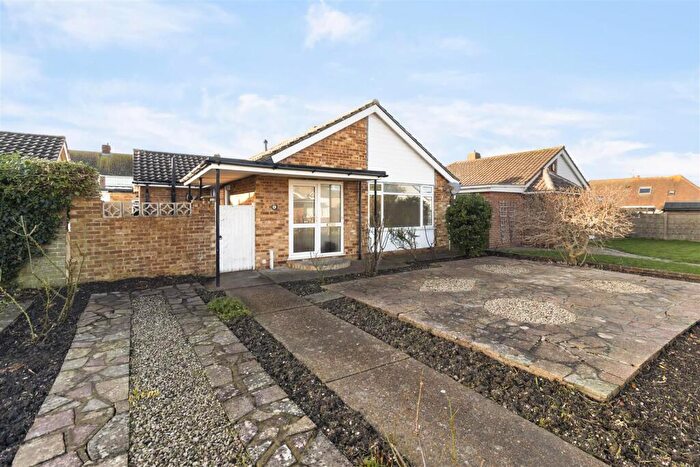 2 Bedroom Detached Bungalow For Sale In Went Hill Gardens, Eastbourne, BN22