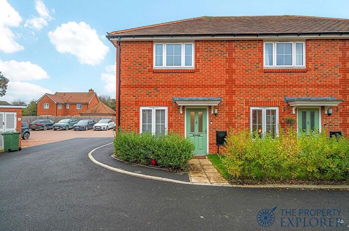 2 Bedroom End Of Terrace House For Sale In Chestnuts Close, Oakley, Basingstoke, RG23