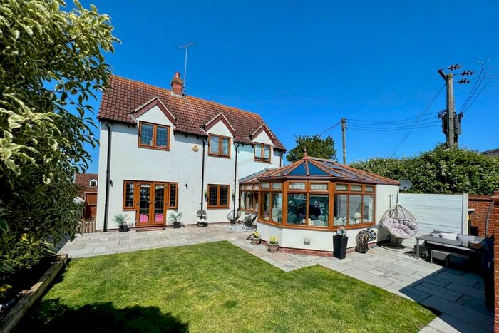 4 Bedroom Detached House For Sale In The Street, Woodham Ferrers, CM3