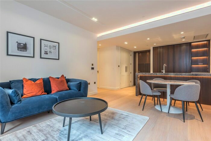2 Bedroom Flat To Rent In Portugal Street, City Of London, London, WC2A