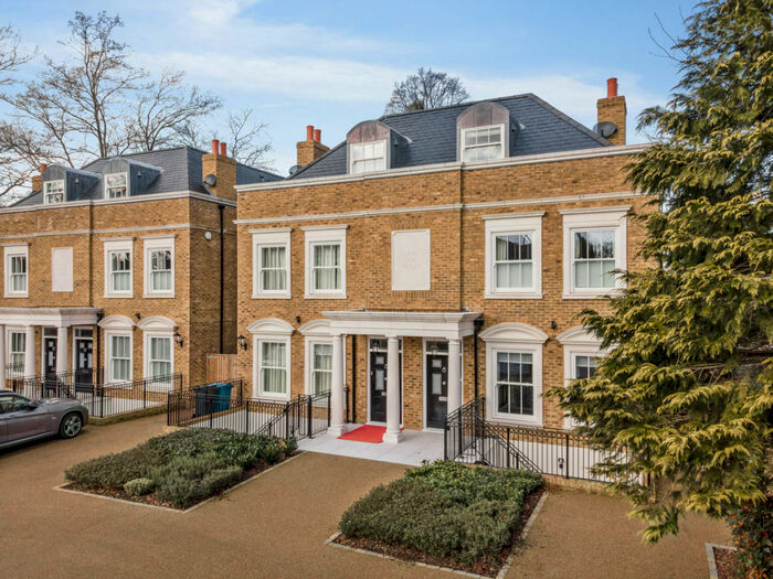 5 Bedroom Semi-Detached House To Rent In London Road, Sunningdale, SL5