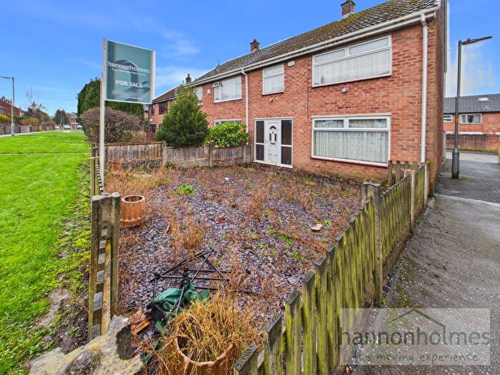 3 Bedroom End Terrace House For Sale In Fifth Avenue, Little Lever, Bolton, BL3