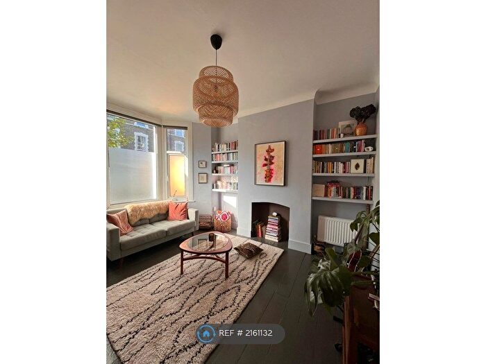 1 Bedroom Flat To Rent In Linscott Road, London, E5