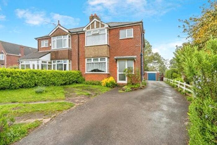 3 Bedroom Property To Rent In Southwick Road, Fareham, PO17