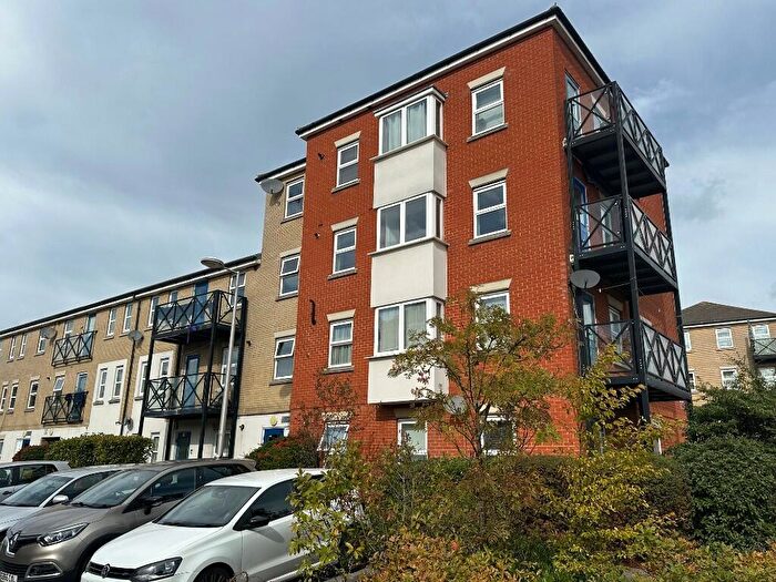 2 Bedroom Flat For Sale In Glandford Way, Romford, London, RM6