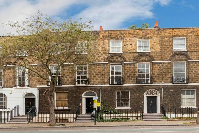 2 Bedroom Flat To Rent In Amwell Street, London, EC1R