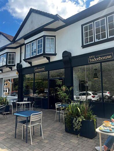 Studio To Rent In High Street, Tadworth, KT20