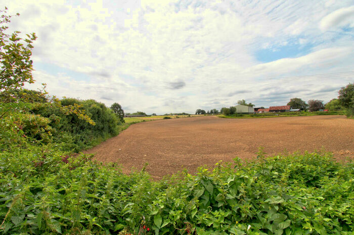 3 Bedroom Character Property For Sale In Mission Lane, East Bergholt, CO7