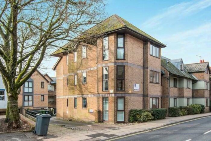 1 Bedroom Apartment To Rent In Chesil Street, Winchester, SO23