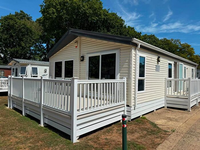 2 Bedroom Lodge For Sale In Perowne Way, Sandown, PO36