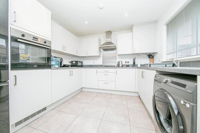 3 Bedroom Semi-Detached House For Sale In Clay Pond Way, Wherstead, Ipswich, Suffolk, IP2