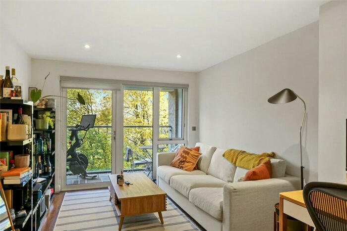 1 Bedroom Flat To Rent In St Davids Apartments, London, N7