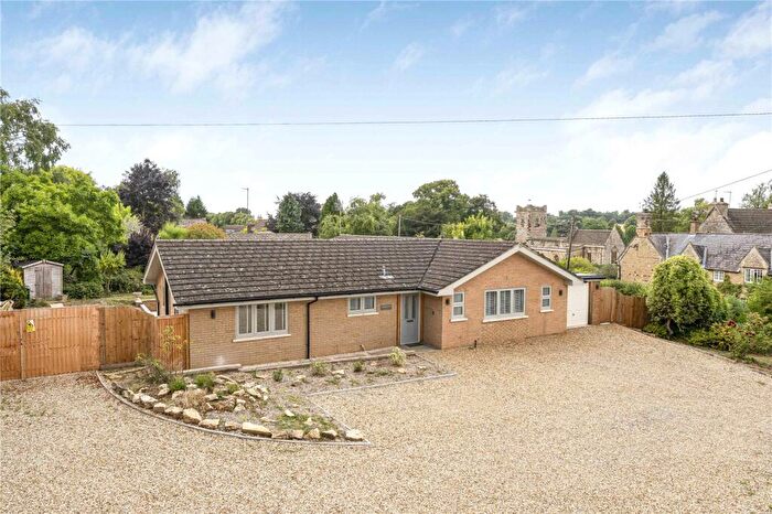 3 Bedroom Bungalow For Sale In Duck End, Cranford, Kettering, Northamptonshire, NN14